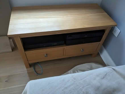 Photo of free TV audio unit excellent condition solid oak (Northcourt OX14)
