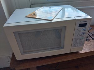 Photo of free Microwave (Camden Town NW1)