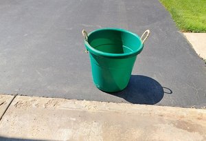 Photo of free plastic bucket-primary color (Greece NY)