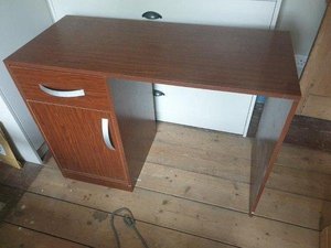 Photo of free Desk (Stroud GL5)
