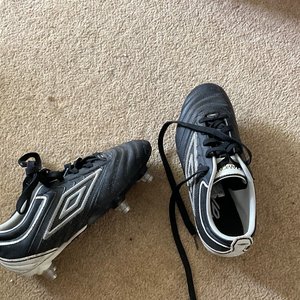 Photo of free Size 2 football boots (Colletts Green WR2)