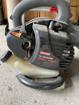 Photo of free Craftsman 25cc Gas Leaf Blower (Westerville)