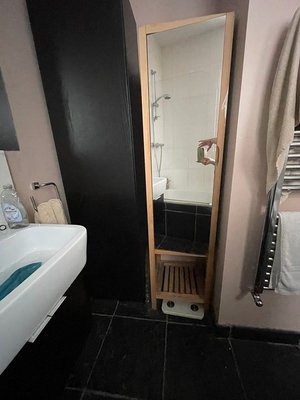 Photo of free Tall bathroom cabinet/cupbourd (W4)
