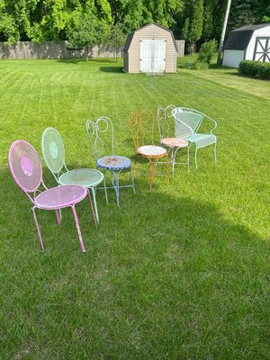 Photo of free Outdoor metal chairs (Mohawk rd)