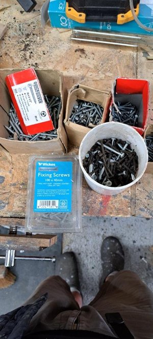 Photo of free Wood screws (Little Lever BL3)