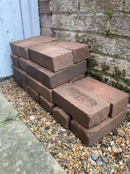 Photo of free Red bricks (Ipswich IP3)
