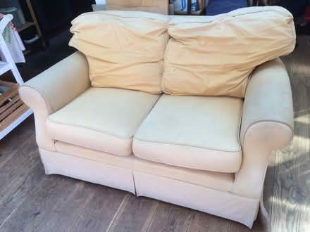 Photo of free sofa (Vicarage Street, Frome BA11) #1