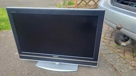 Photo of free 32 inch tv (Horsham)