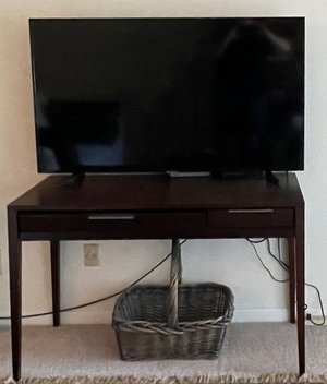 Photo of free Computer Desk (Crescent Hill-Clifton area)