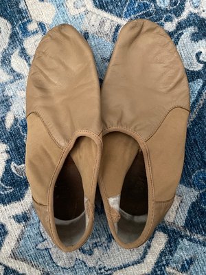 Photo of free New dance shoes (Bascom/Union Campbell)