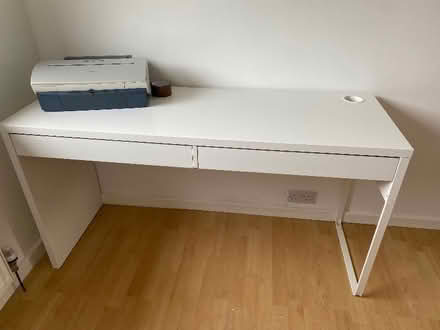 Photo of free Ikea Mike desk White 142x50cm (Howdon NE28)