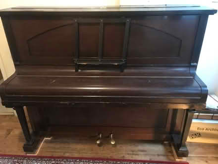 Photo of free Piano (GU1) #2