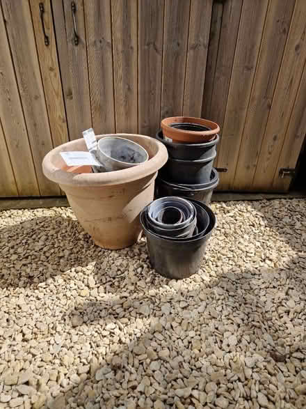 Photo of free Plastic plant pots (Entry Hill)