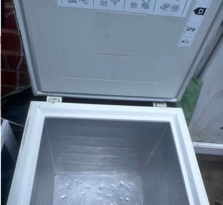 Photo of Chest freezer (B68)