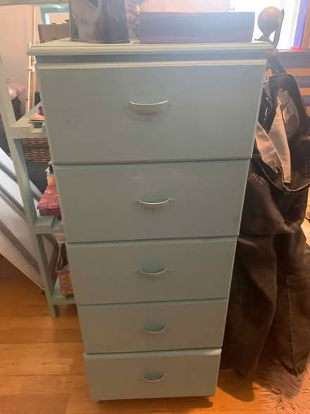 Photo of free Chest of drawers & mirror (Stoneybatter)