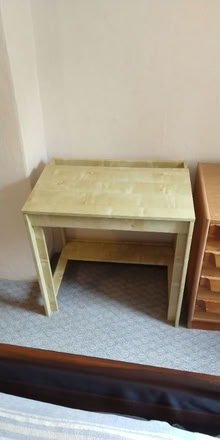 Photo of free Desk - small (Summerlands LA8)