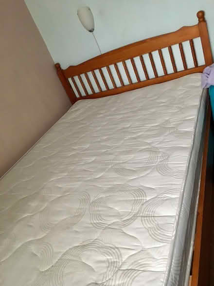 Photo of free Double bed with mattress (Roundhay)