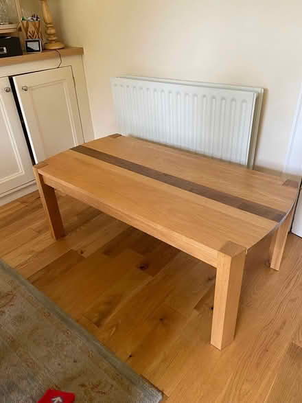 Photo of free Coffee table (LS8)