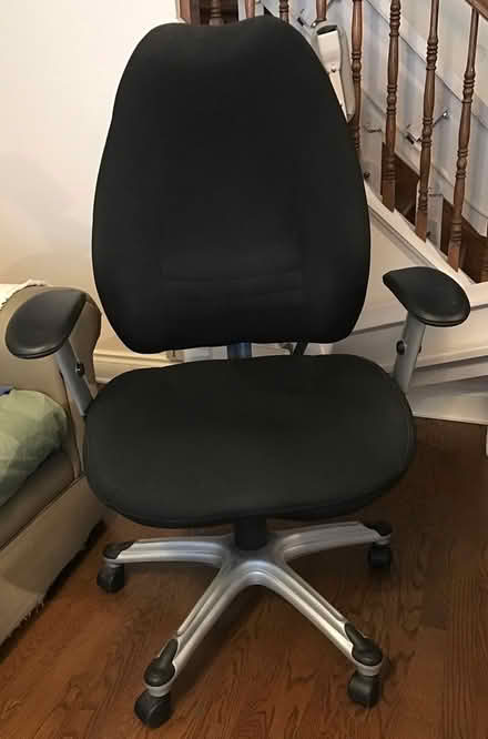 Photo of free Office Chair (Central Ottawa - River Ward)