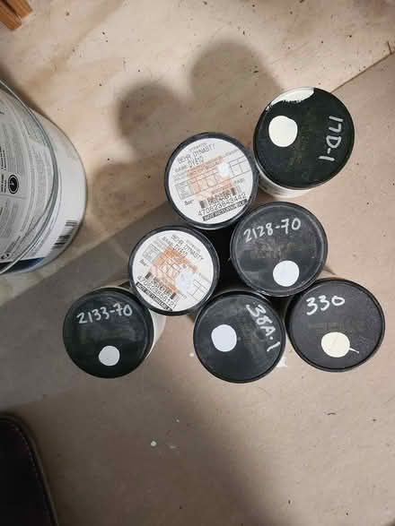 Photo of free Off White/gray paint samples (Maple Leaf / Northgate)