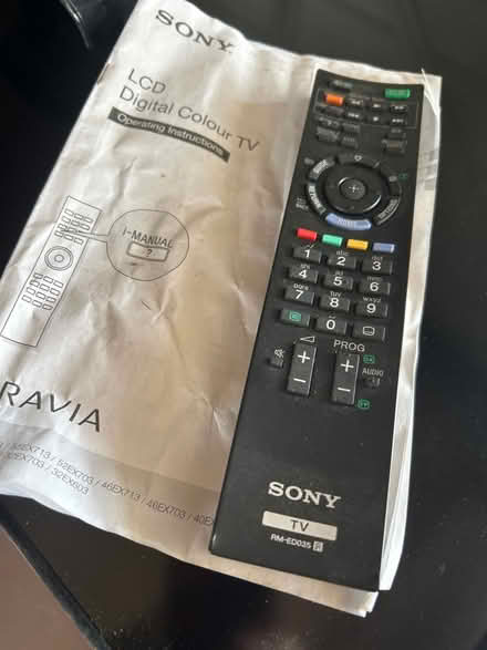Photo of free Sony 32” TV, Instructions & Remote (Ilkeston DE7 4)