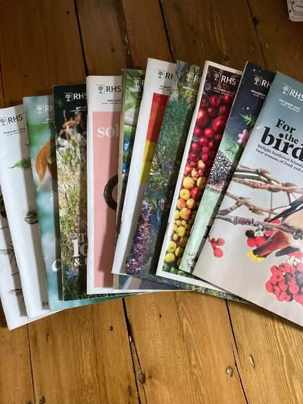 Photo of free RHS monthly magazines 2023 (Montreal Park TN13)