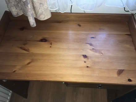 Photo of free Desk / chest of drawers (Roundhay / Gledhow)