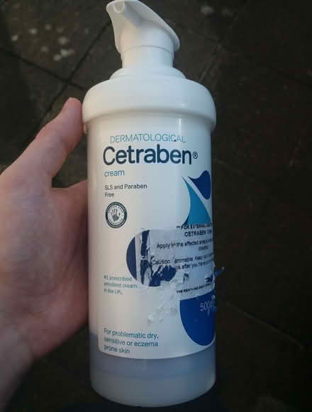 Photo of free cetraben 500g cream emollient unopened (Crosspool S10)