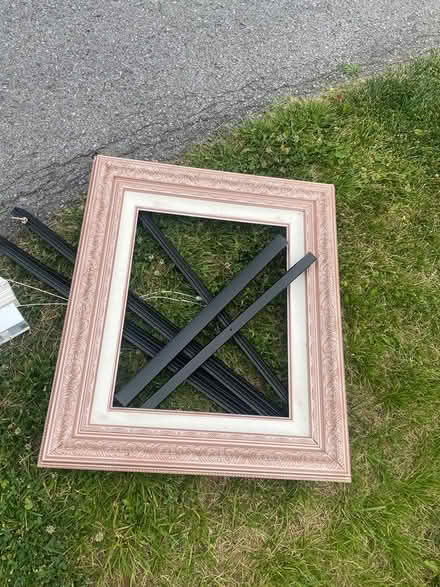 Photo of free Rose gold painted frame & easel (Halfway- Hagerstown) #1