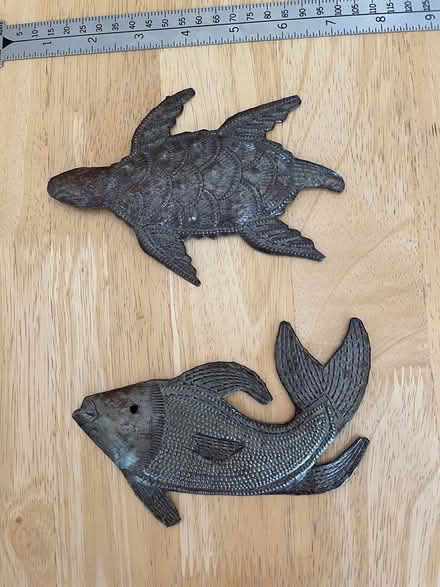 Photo of free Fish and turtle metal wall plaques (Downtown Sunnyvale)