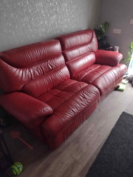 Photo of free Red leather lazyboy sofa (Seacroft LS14)