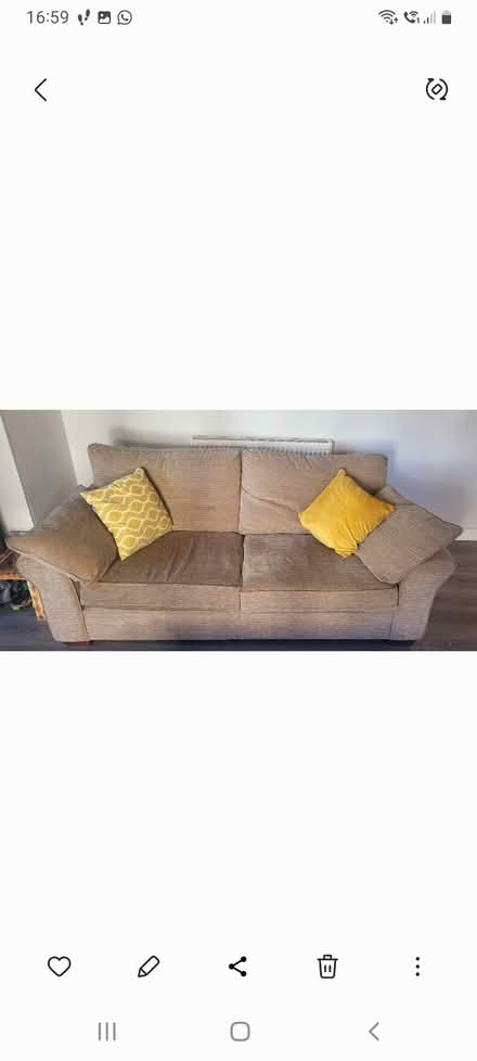 Photo of Couches (Dublin) #2