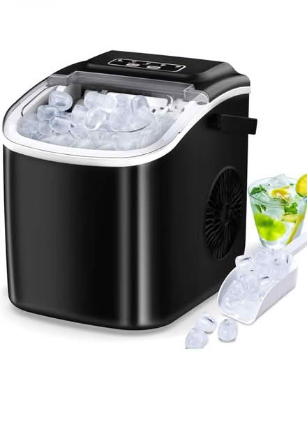 Photo of Ice maker (DE22) #1