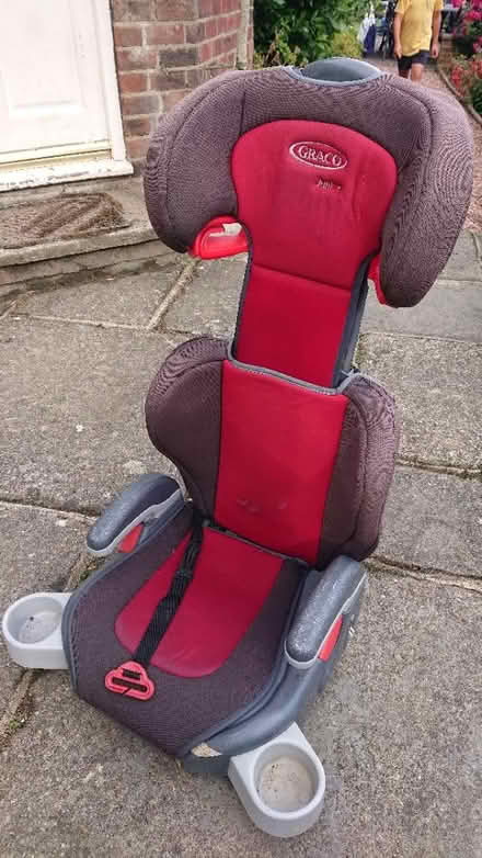 Photo of free Graco universal car booster seat (CT21)