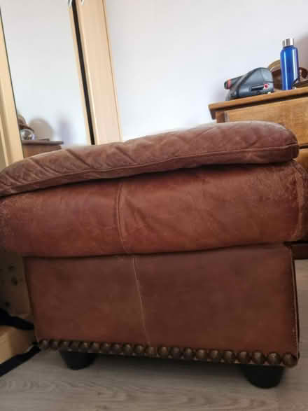 Photo of free Foot stool/poufee (BN2) #1