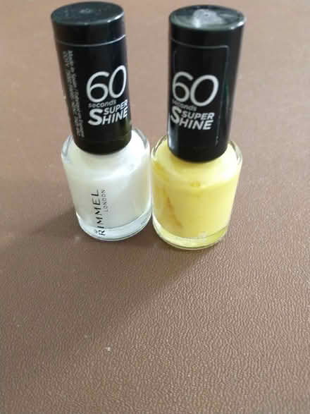 Photo of free Rimmel nail varnish (NE2 Spital Tongues) #1