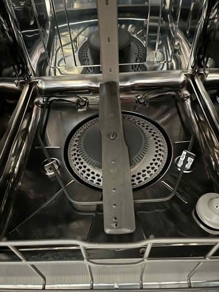 Photo of free Working Maytag Dishwasher (Leesburg, VA)