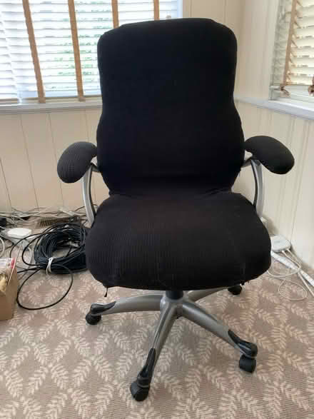Photo of free Office chair (Cranford NJ)