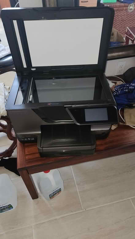 Photo of free HP 8600 Printer/scanner/copier (Half Moon Bay)