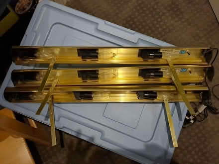 Photo of free Bookcase lights (Hunt Club/Prince of Wales)