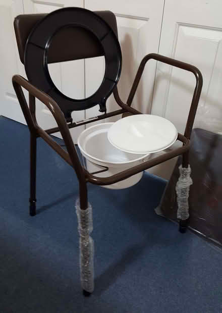 Photo of free Commode in frame - hardly used, and VERY thoroughly cleaned (Primrose LA1) #3