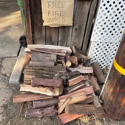 Photo of free Fire wood (Santa Venetia)
