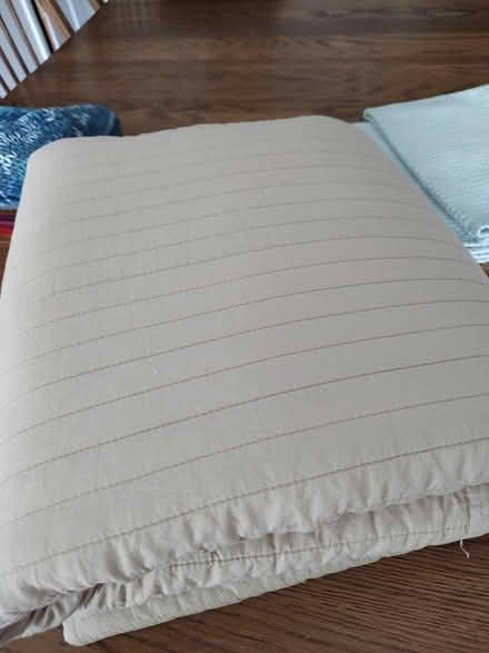Photo of free Full / Queen quilt (Odenton)