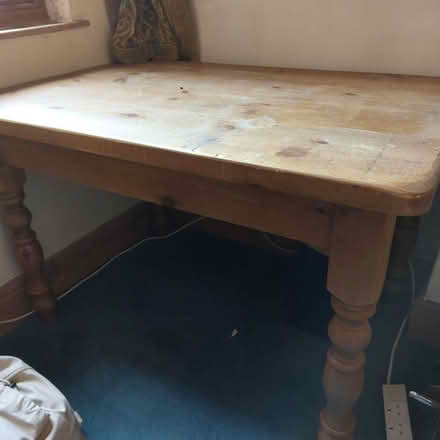 Photo of free pine table (Ormskirk L39)