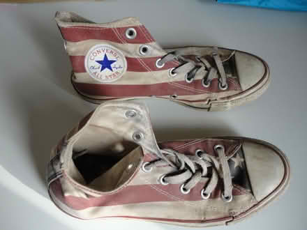 Photo of Converse trainers in well worn condition (Jericho OX2) #4