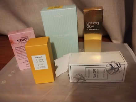 Photo of free Perfume bundle (Primrose LA1)
