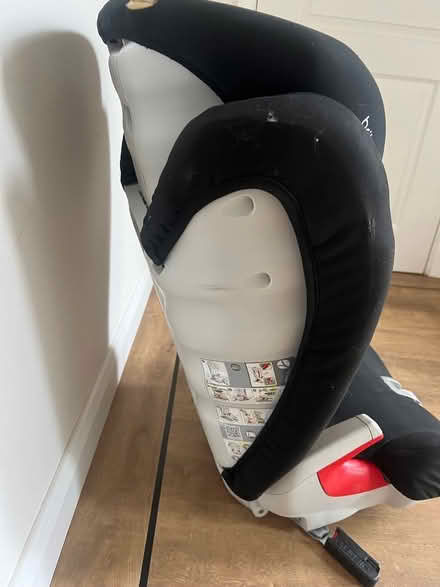 Photo of free Britax Romer iso fix child’s car chair (Goffs Oak EN7)