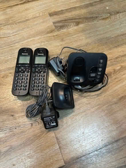 Photo of free Panasonic cordless phone set (Criccieth LL52) #1