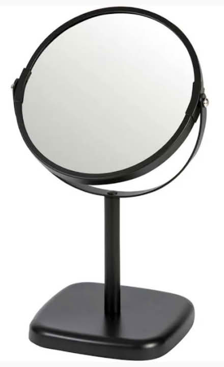 Photo of Cosmetic mirror (Westbourne)