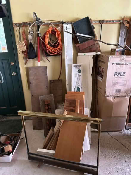Photo of free Assorted wood and nice accents (Gloucester Glen)